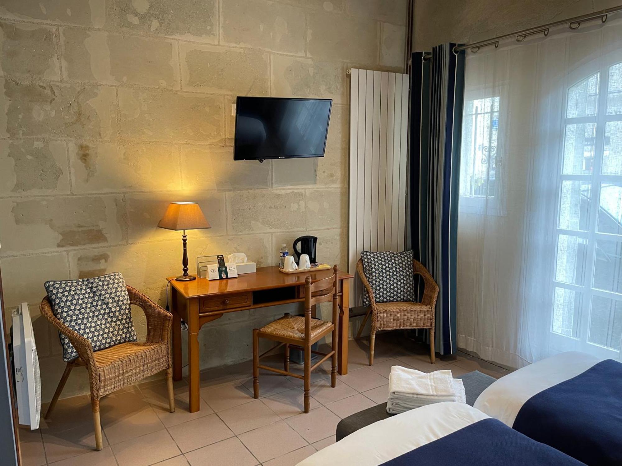 Logis Auberge Le Colombien - Hotel Et Restaurant فيلاندري المظهر الخارجي الصورة