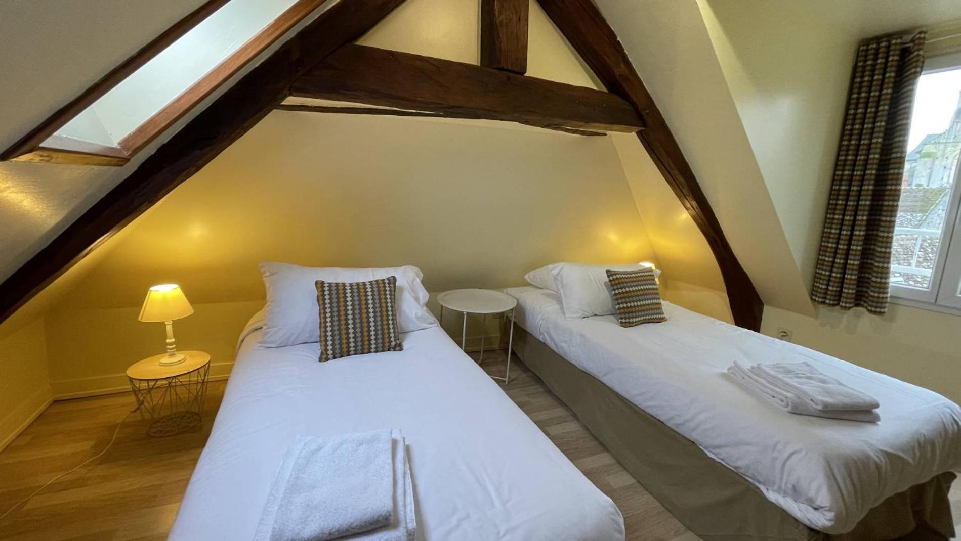 Logis Auberge Le Colombien - Hotel Et Restaurant فيلاندري المظهر الخارجي الصورة