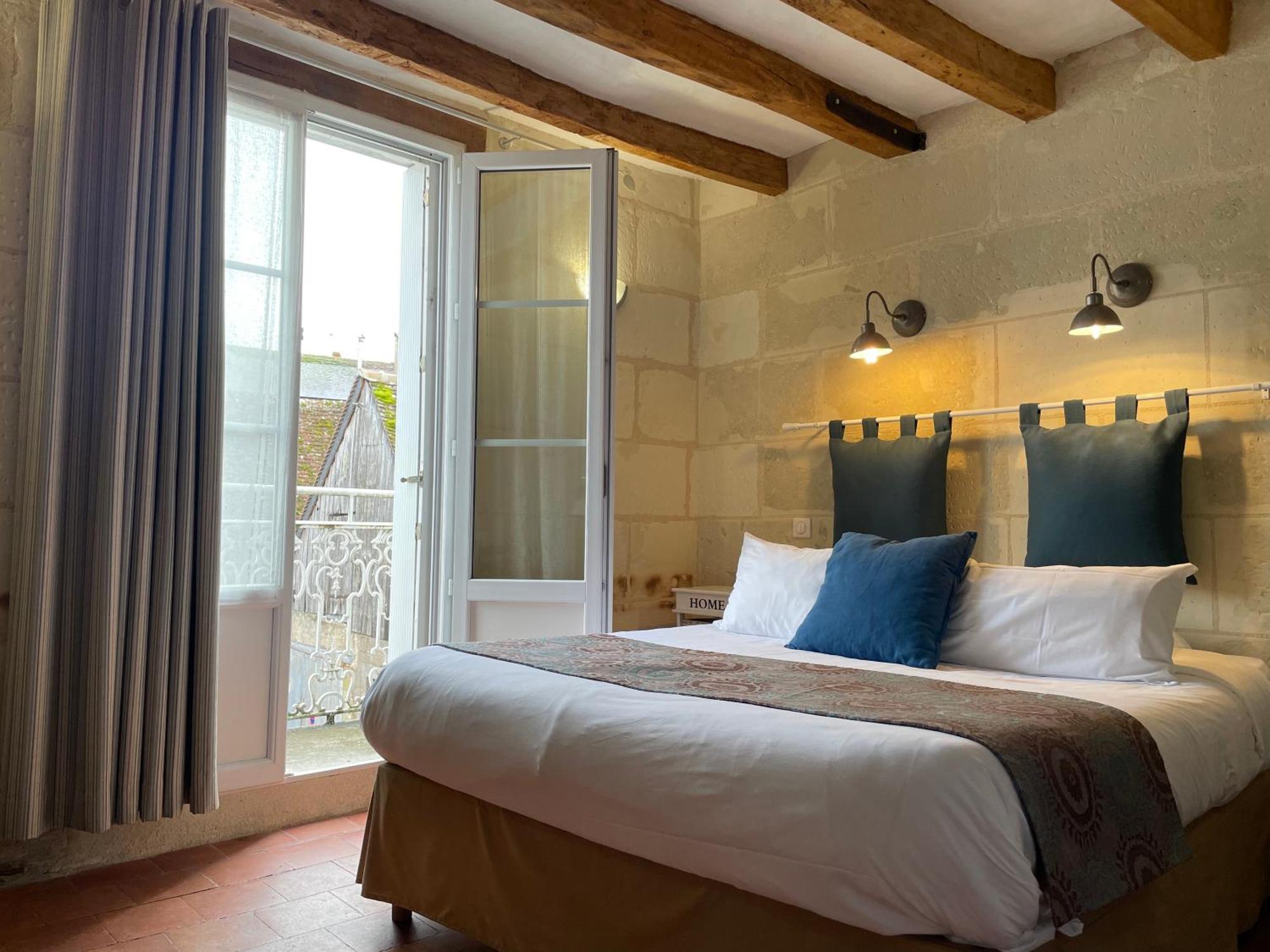 Logis Auberge Le Colombien - Hotel Et Restaurant فيلاندري المظهر الخارجي الصورة