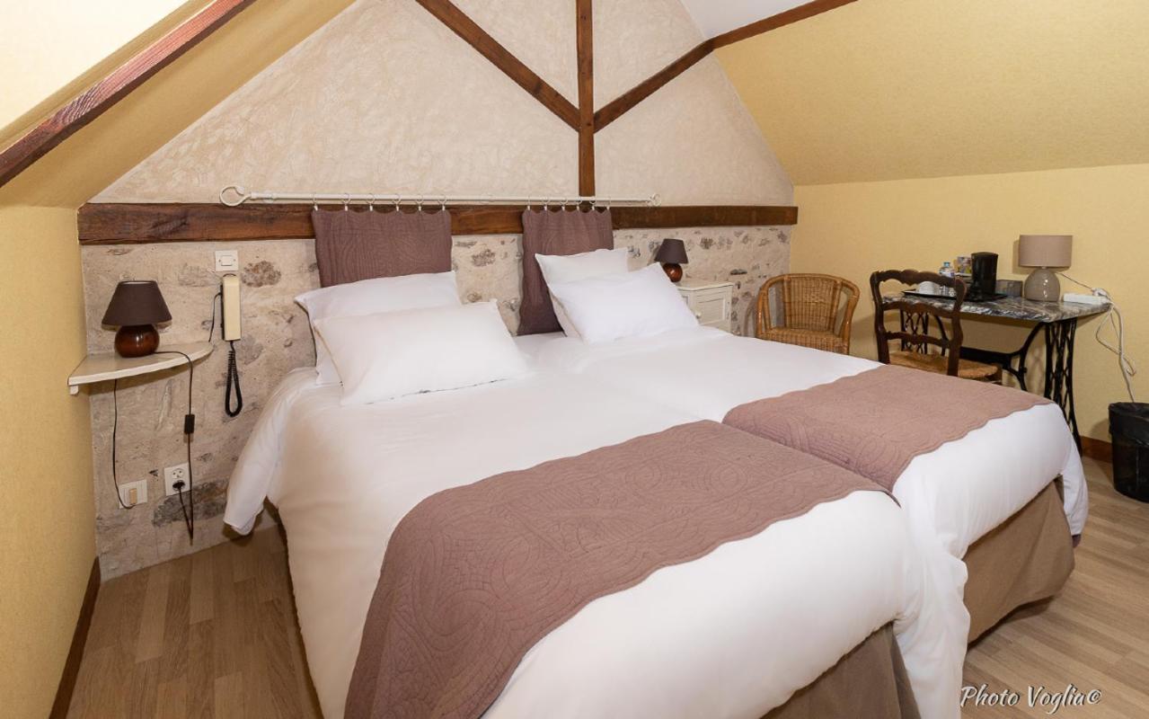 Logis Auberge Le Colombien - Hotel Et Restaurant فيلاندري الغرفة الصورة